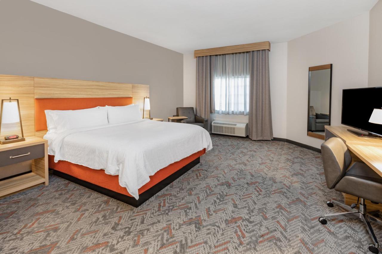 Candlewood Suites Mount Pleasant By Ihg Exterior photo
