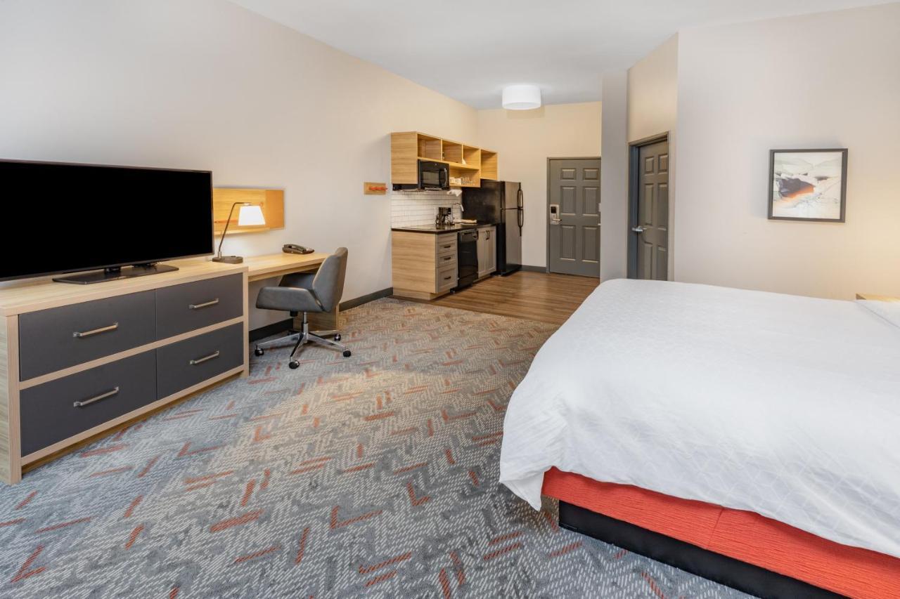 Candlewood Suites Mount Pleasant By Ihg Exterior photo