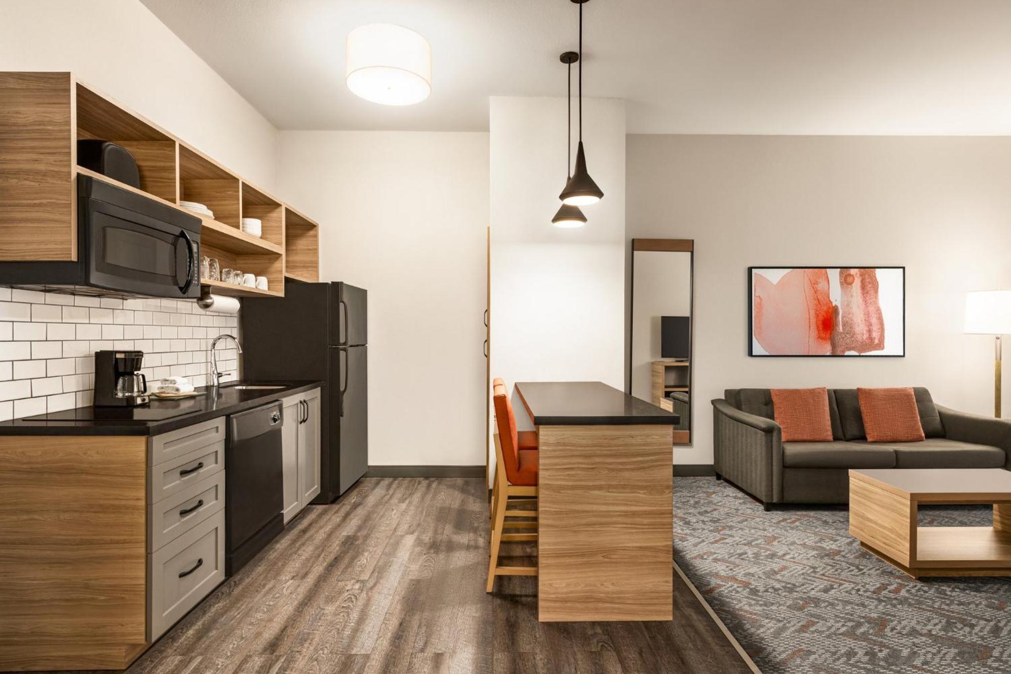 Candlewood Suites Mount Pleasant By Ihg Exterior photo