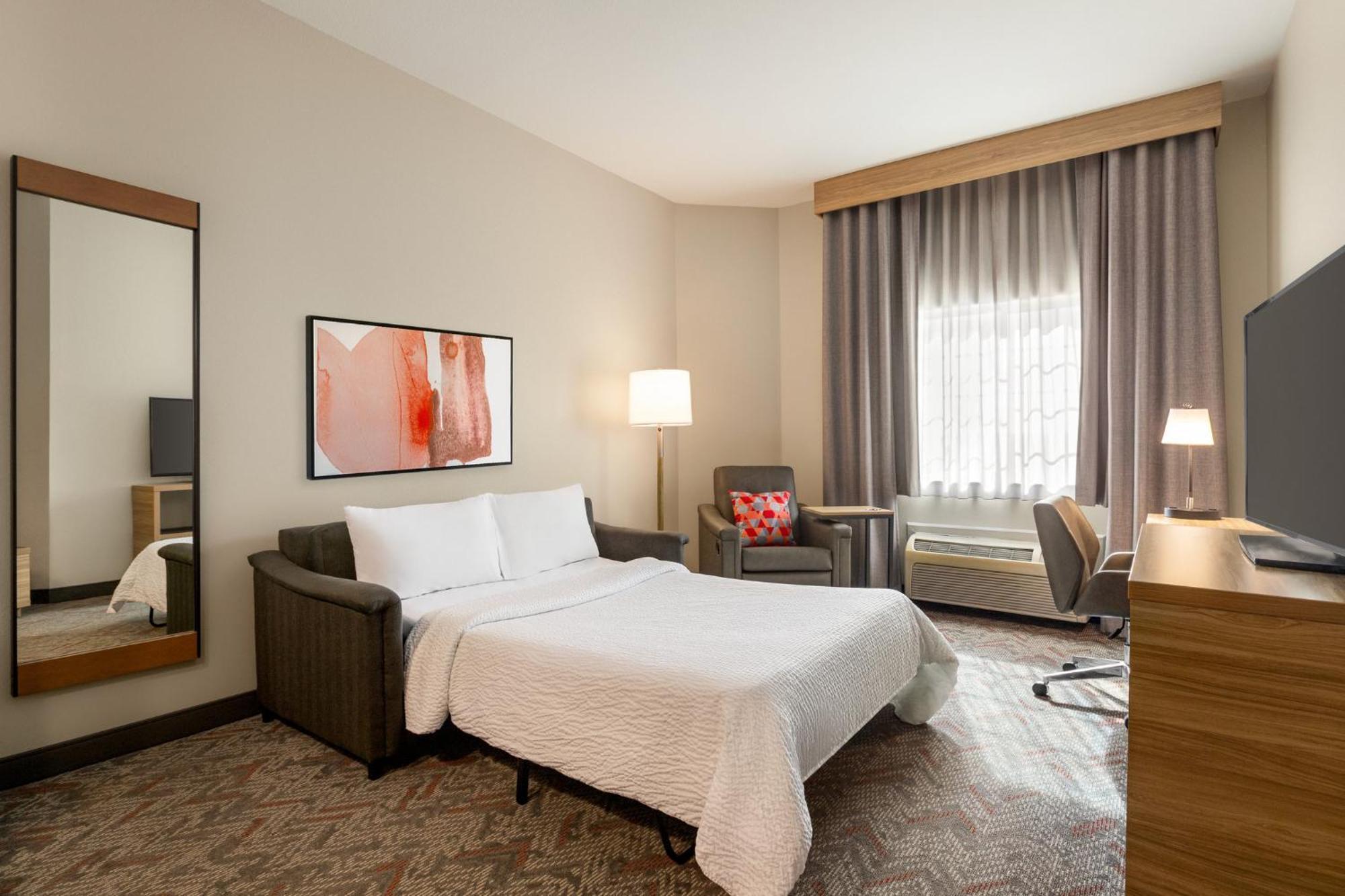 Candlewood Suites Mount Pleasant By Ihg Exterior photo